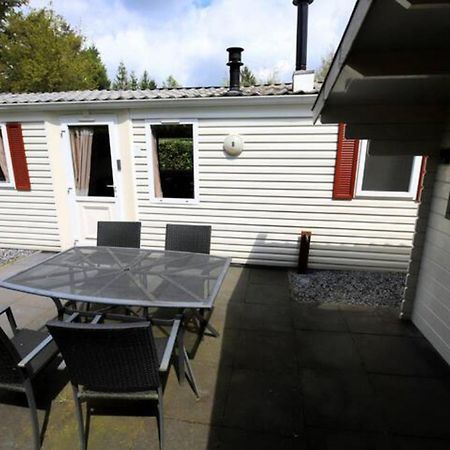 Charmante Woning Op Rustig Park Met Fietsen エーペ エクステリア 写真