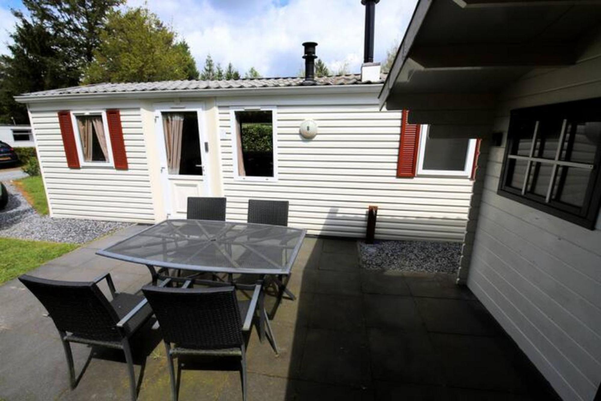 Charmante Woning Op Rustig Park Met Fietsen エーペ エクステリア 写真