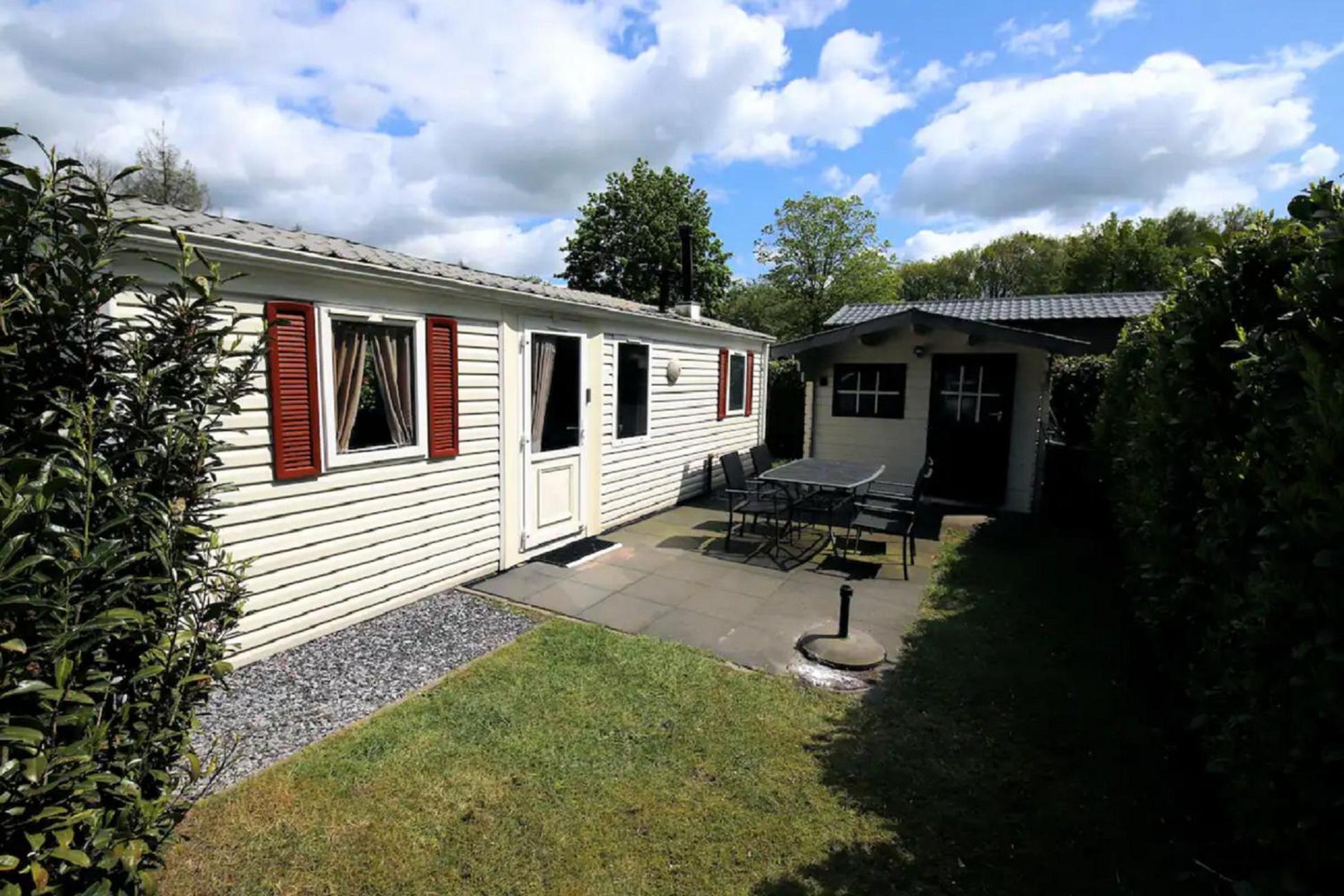 Charmante Woning Op Rustig Park Met Fietsen エーペ エクステリア 写真